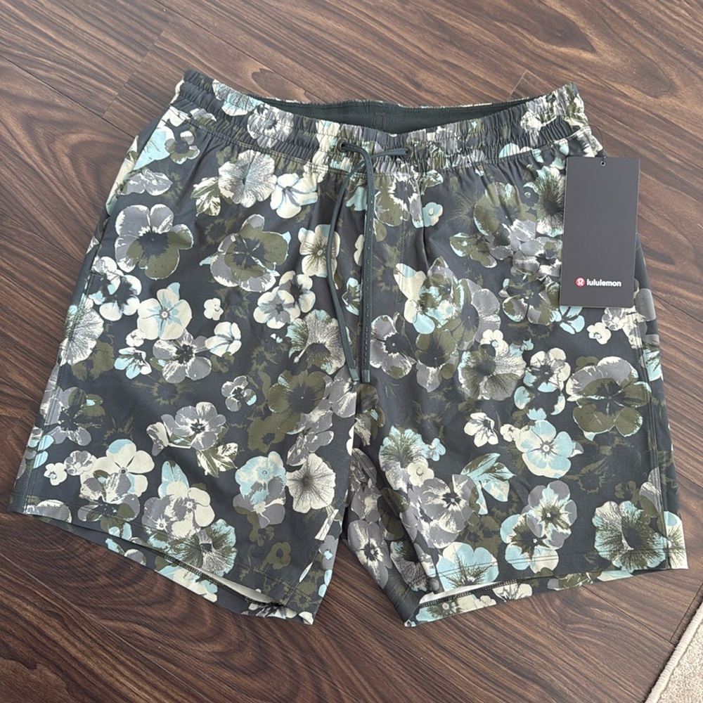 Lululemon Swim Short 7" Lined
